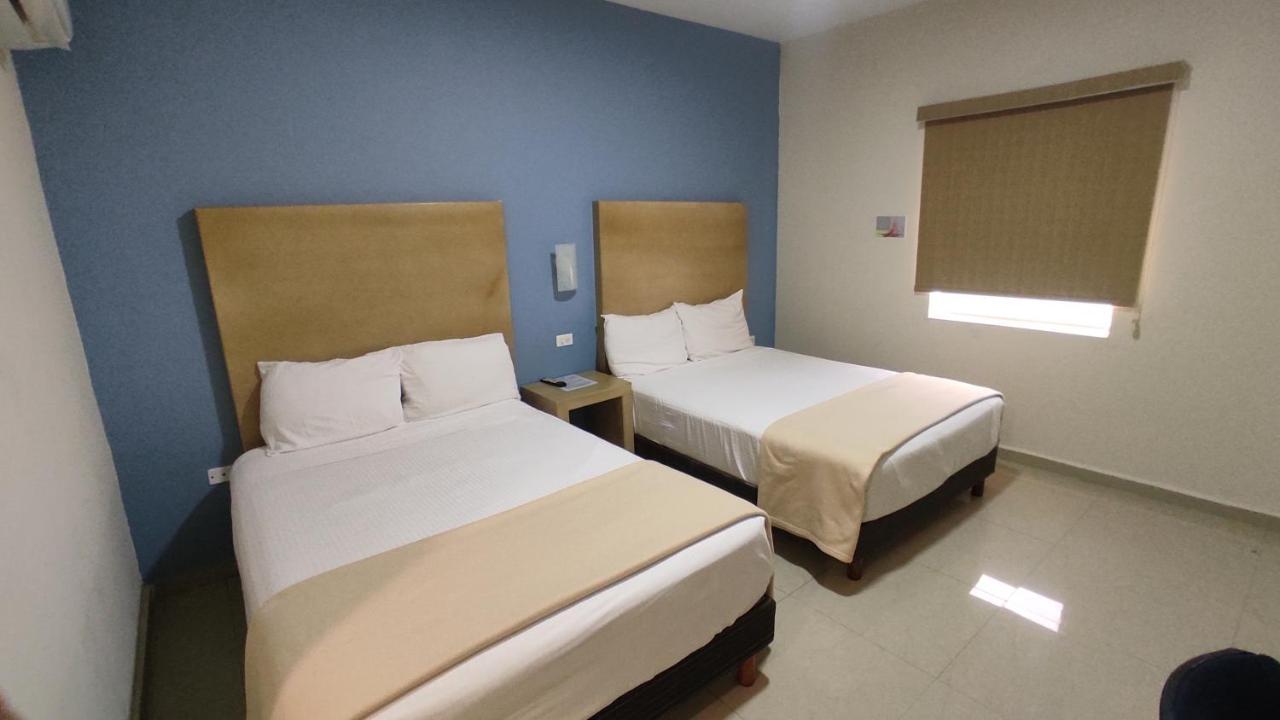 Capital Hotel モンクローバ エクステリア 写真
