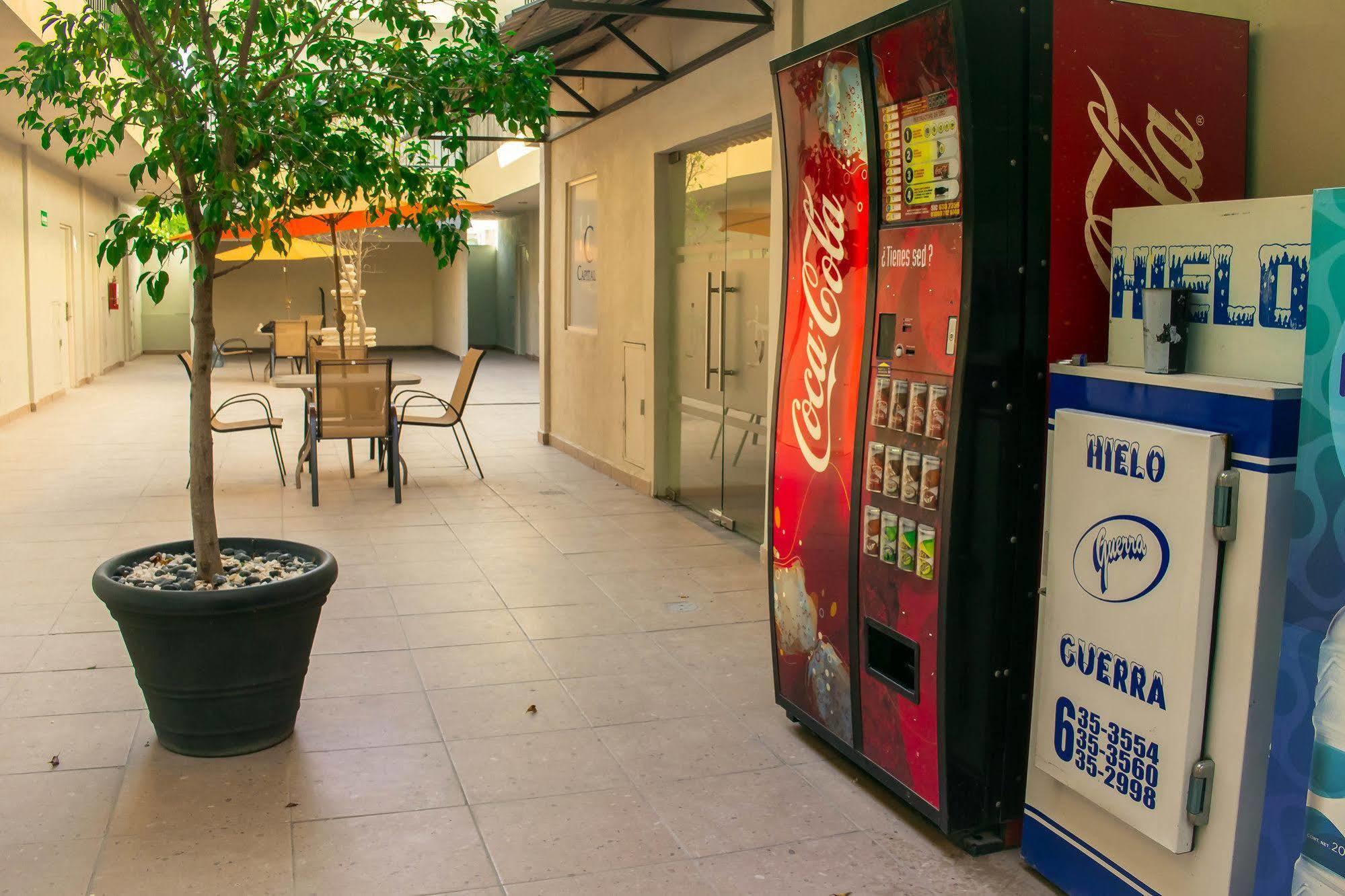 Capital Hotel モンクローバ エクステリア 写真
